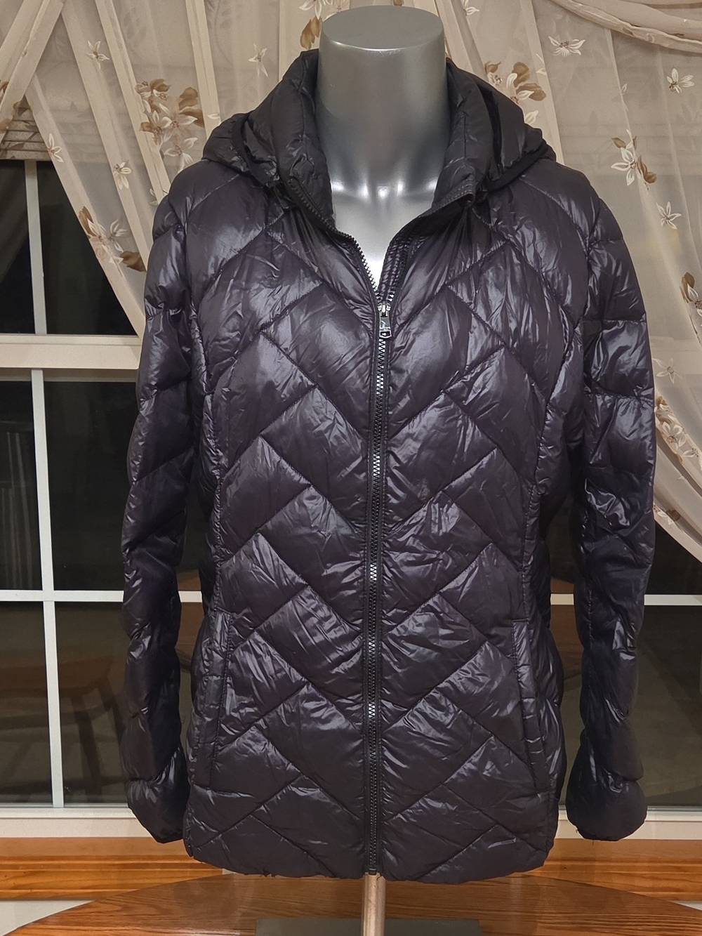 London Fog Quilted Hooded Puffer Jacket - Black Size Large